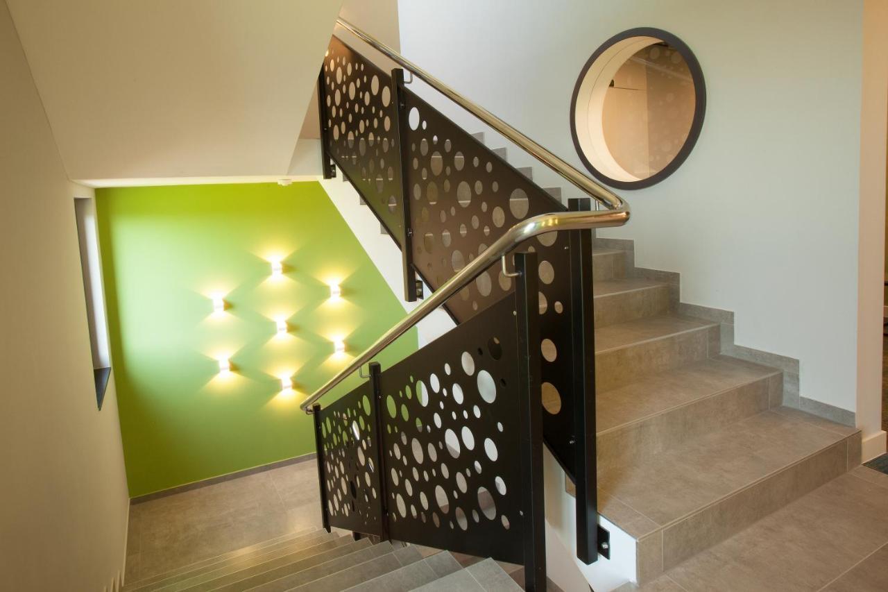 Hotel Etna Gracanica  Екстер'єр фото