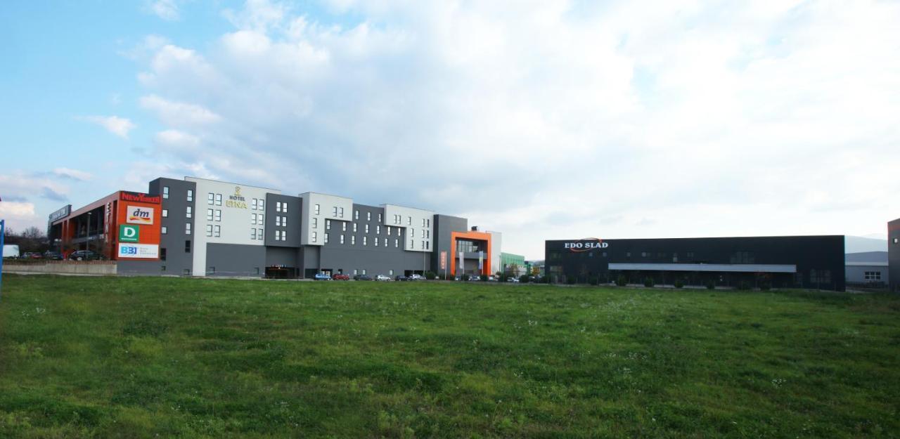 Hotel Etna Gracanica  Екстер'єр фото