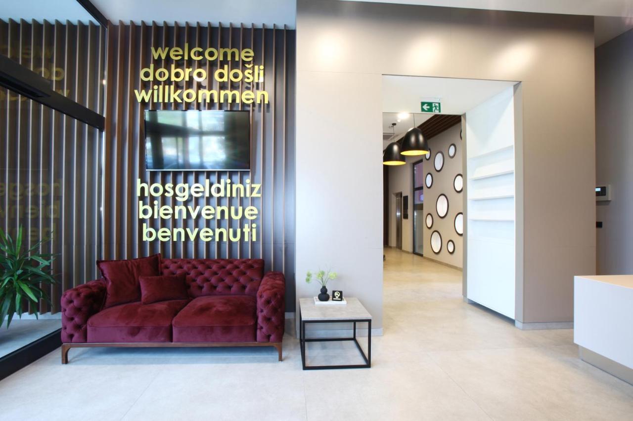 Hotel Etna Gracanica  Екстер'єр фото