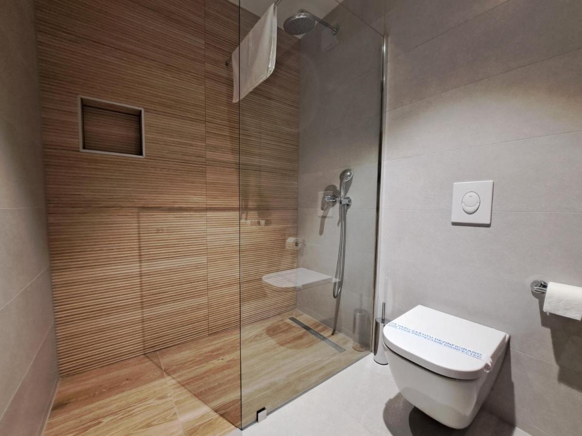 Hotel Etna Gracanica  Екстер'єр фото